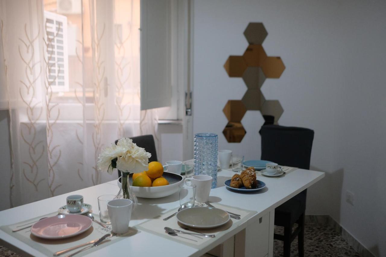Le Stanze Di Sofia Bed & Breakfast Salerno Exterior photo