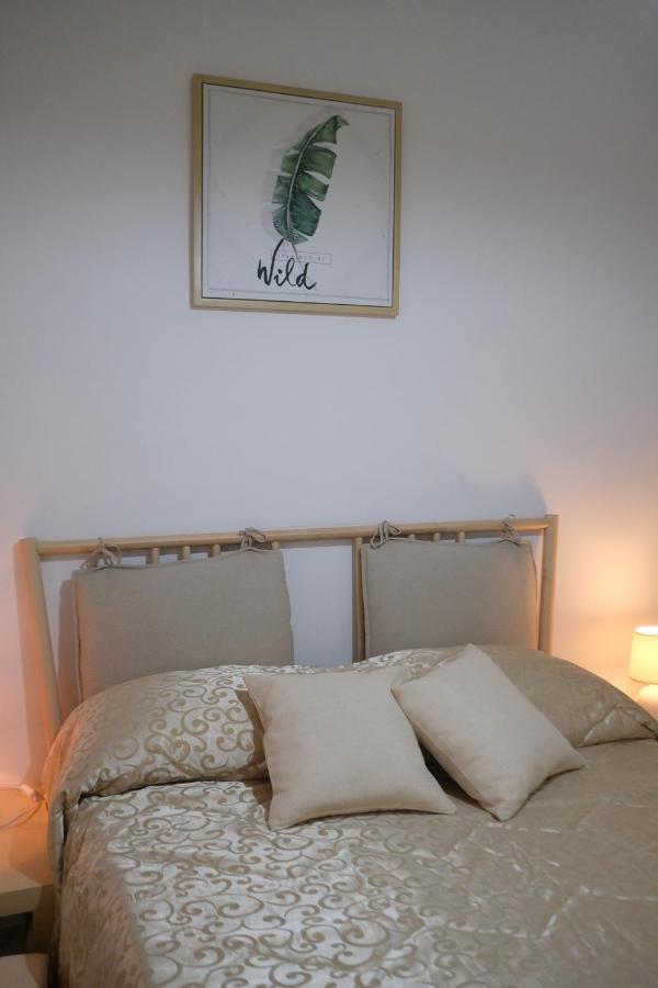 Le Stanze Di Sofia Bed & Breakfast Salerno Exterior photo